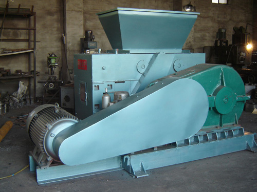 生石灰干粉壓球機(jī)